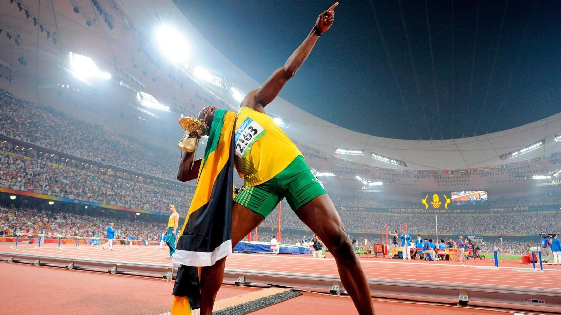 拜仁慕尼黑继续高歌猛进,德甲领跑形势稳定